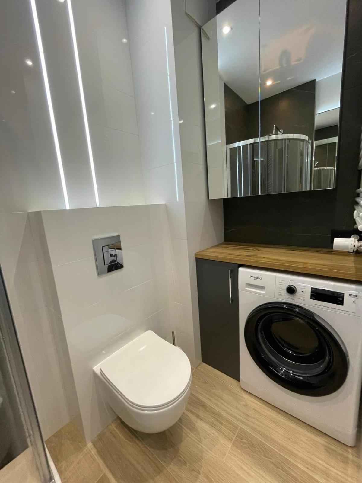 Budki Szczesliwickie 25 By Homeprime * Warszawa